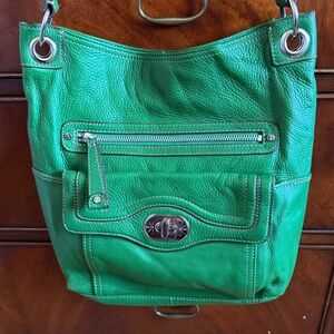 ISAAC MIZRAHI 100% Pebble Leather shoulder bag - in gorgeous Spring green color